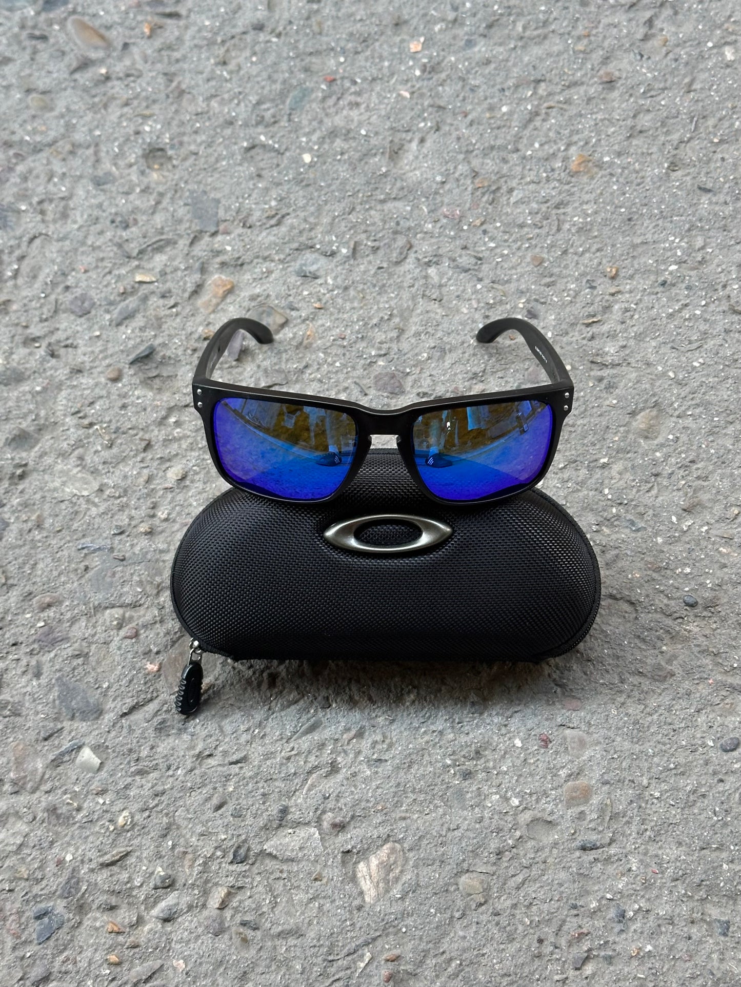 Oakley Holbrook XL Sunglasses