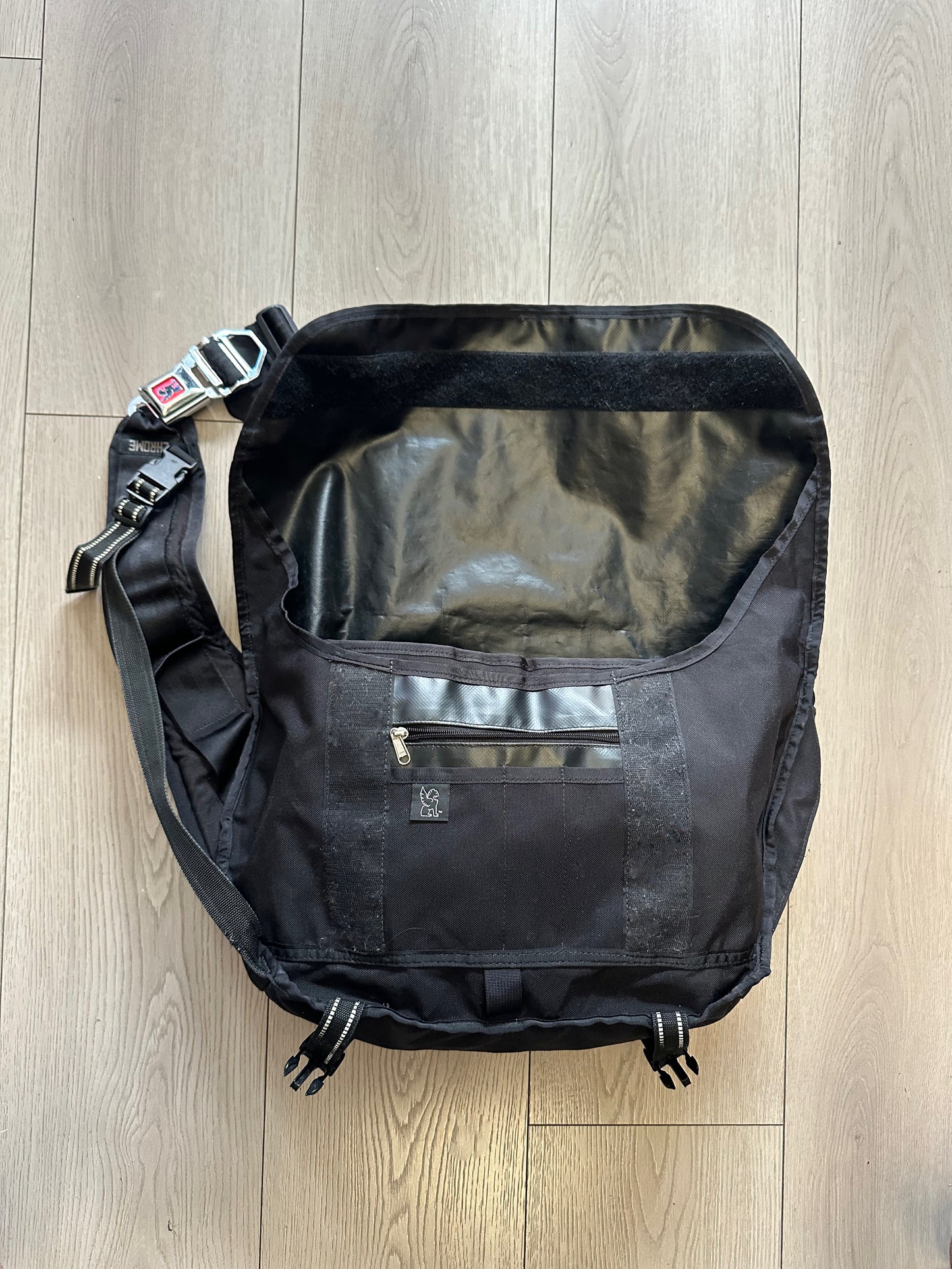 Chrome Industries Citizen Messenger Bag
