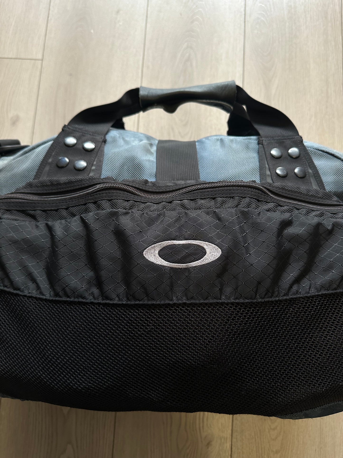 Vintage 90’s Oakley Red Tab Duffle Bag