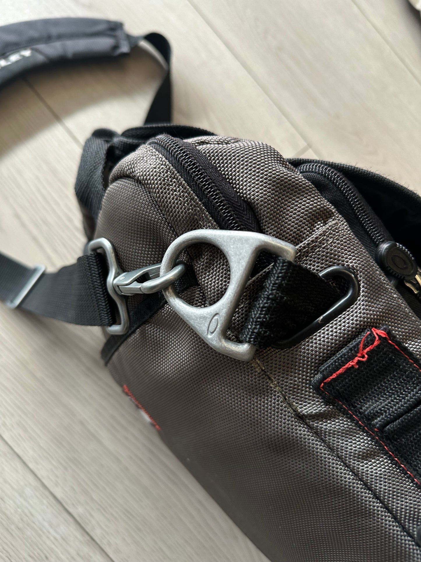 Oakley AP Tactical Field Gear Sling Bag