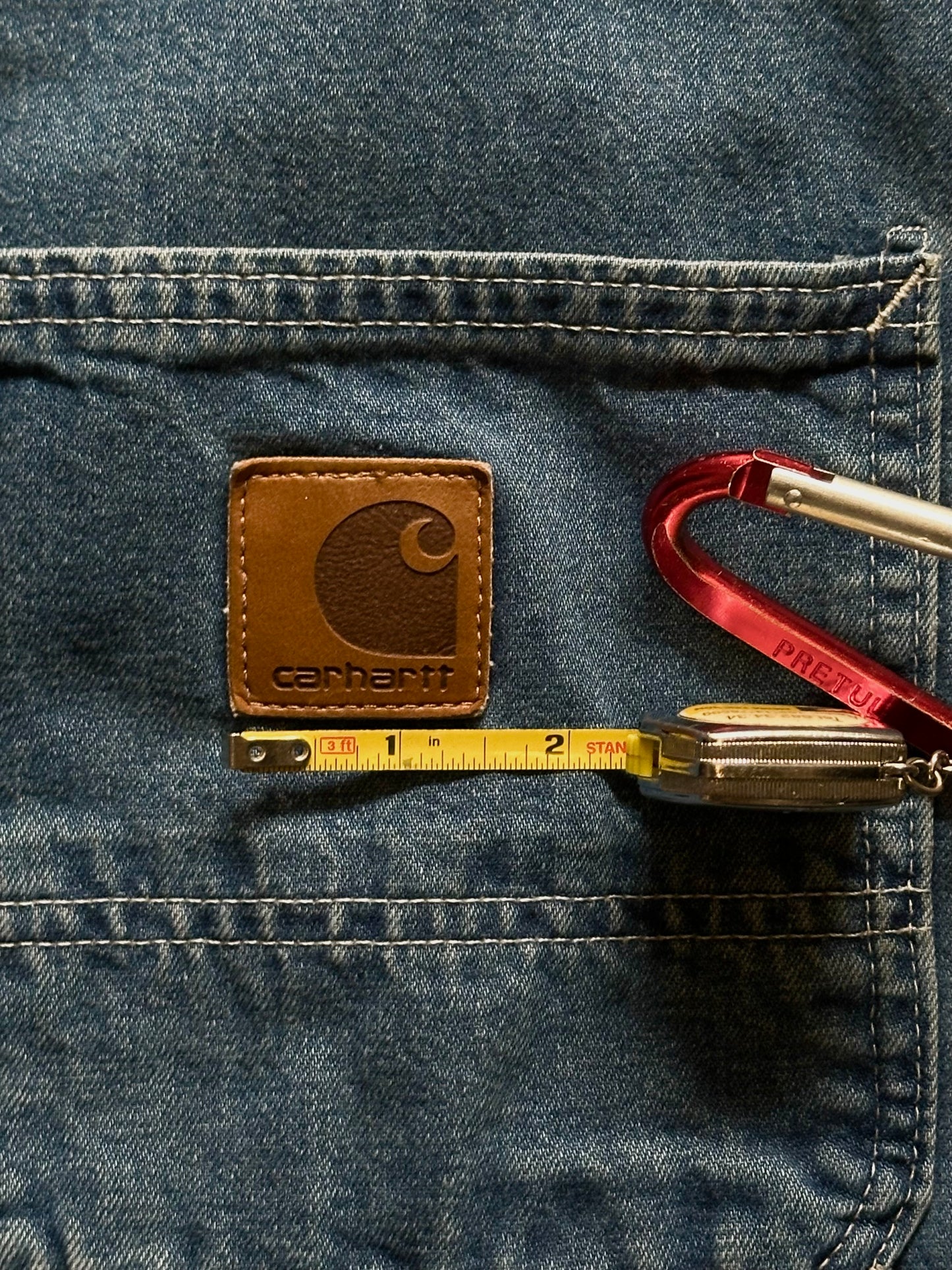 Vintage Carhartt Carpenter Shorts “B28DST” (2003)