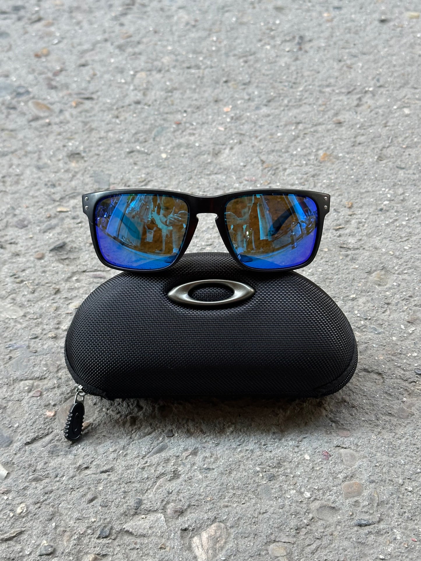 Oakley Holbrook XL Sunglasses