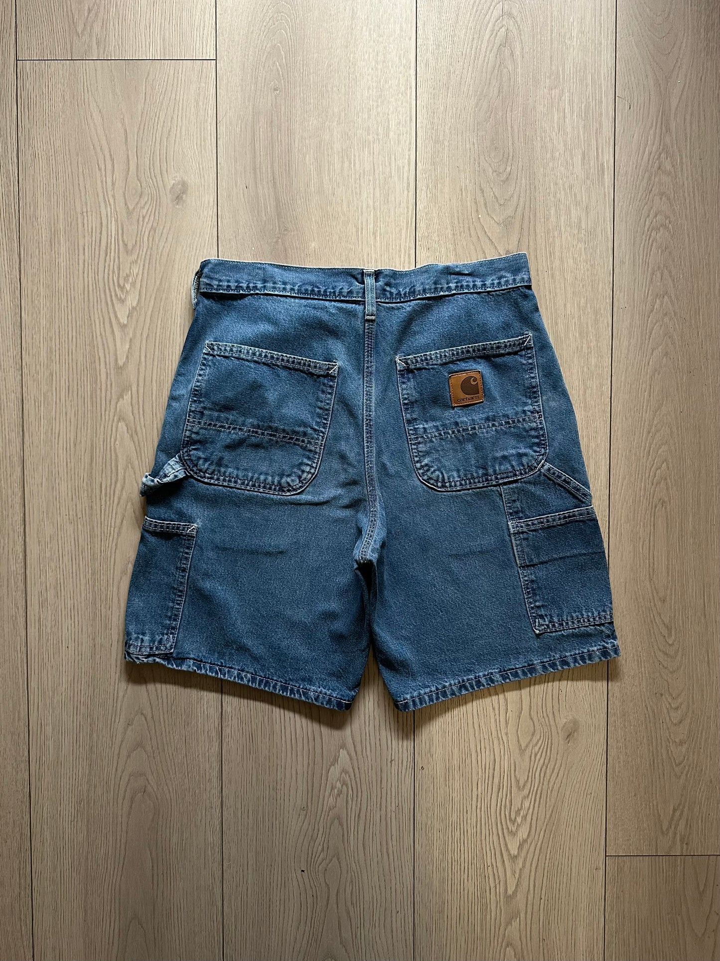 Vintage Carhartt Carpenter Shorts “B28DST” (2003)