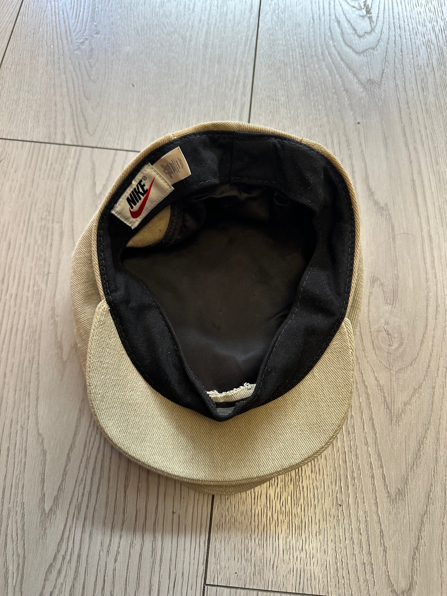 Vintage 90’s Nike Beret