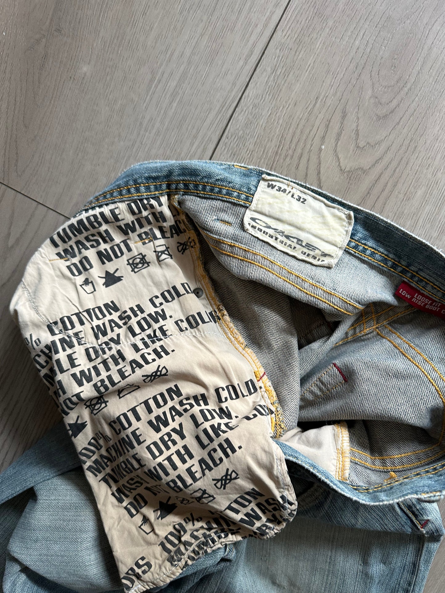 Vintage 00’s Oakley Boot Cut Jeans